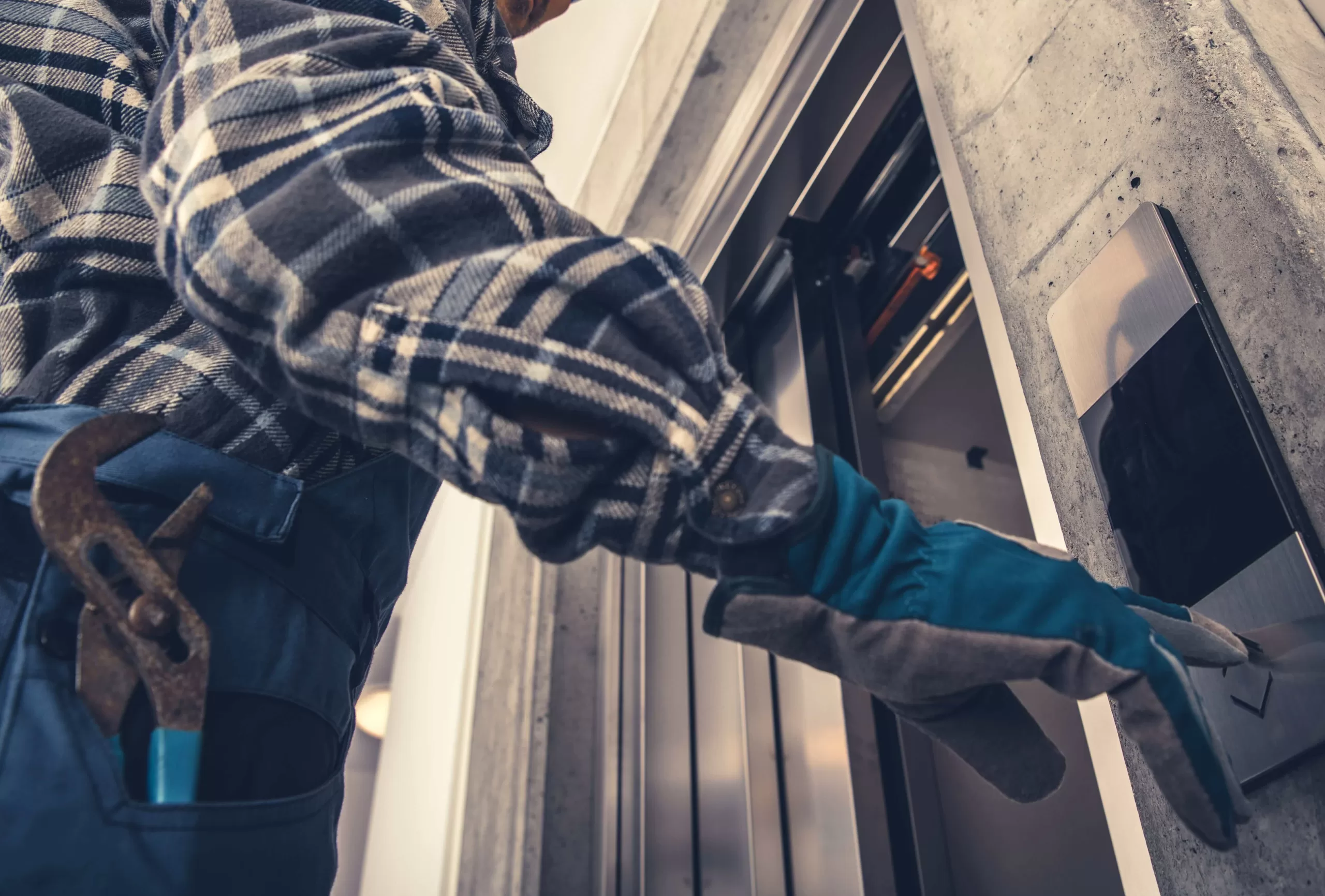 How Paragon Can Help You Avoid Elevator Problems & Issues, Elevator Repairs UK, Elevator Maintenance UK 